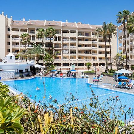 Castle Harbour Apartment Arona  Bagian luar foto